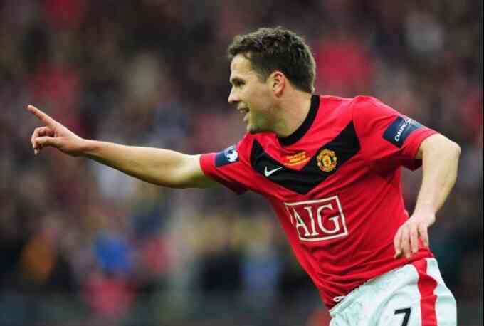 Loạt cựu danh thủ Manchester United sắp đến Việt Nam