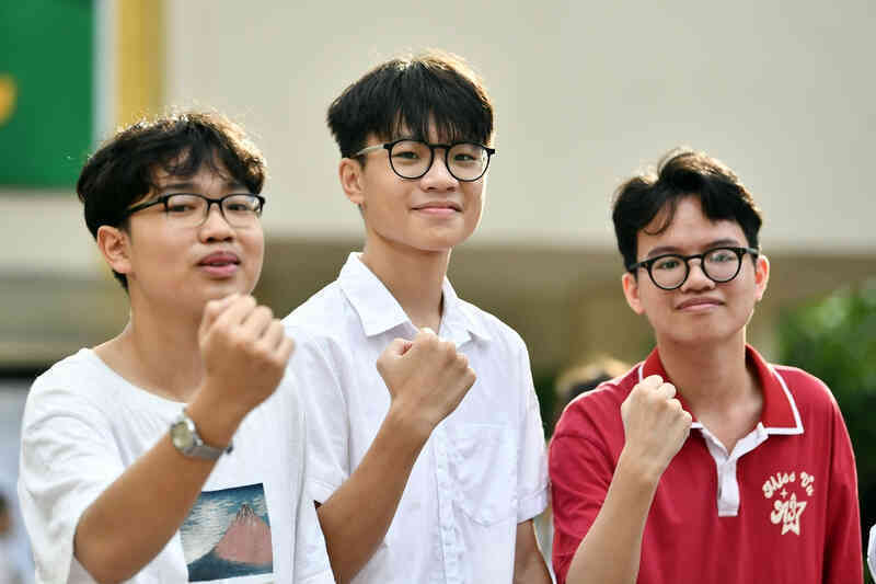 Đề Toán thi lớp 10 Hà Nội gắn với thực tế, thí sinh dễ đạt điểm 7 trở lên