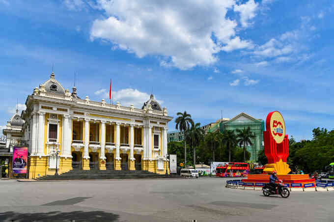 Tuần sau miền Bắc ngày nắng, chiều tối mưa giông