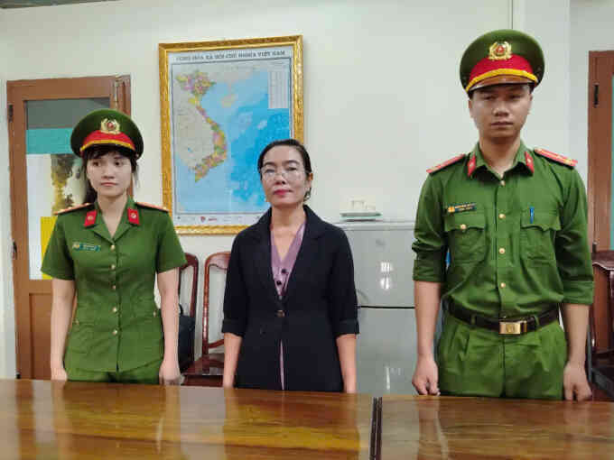 Bà chủ doanh nghiệp bán hơn 17 tấn cà phê giả