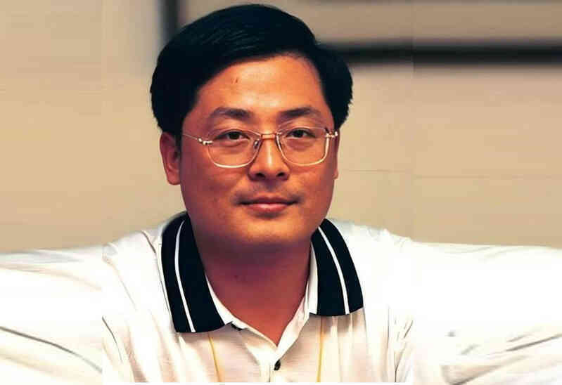 Bi kịch tỷ phú huyền thoại: Từ `bát cơm vàng` đến cái giá 178 nghìn tỷ đồng đổi lấy mạng sống