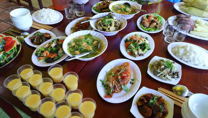 Ăn mặn, ngồi nhiều dễ gây loãng xương