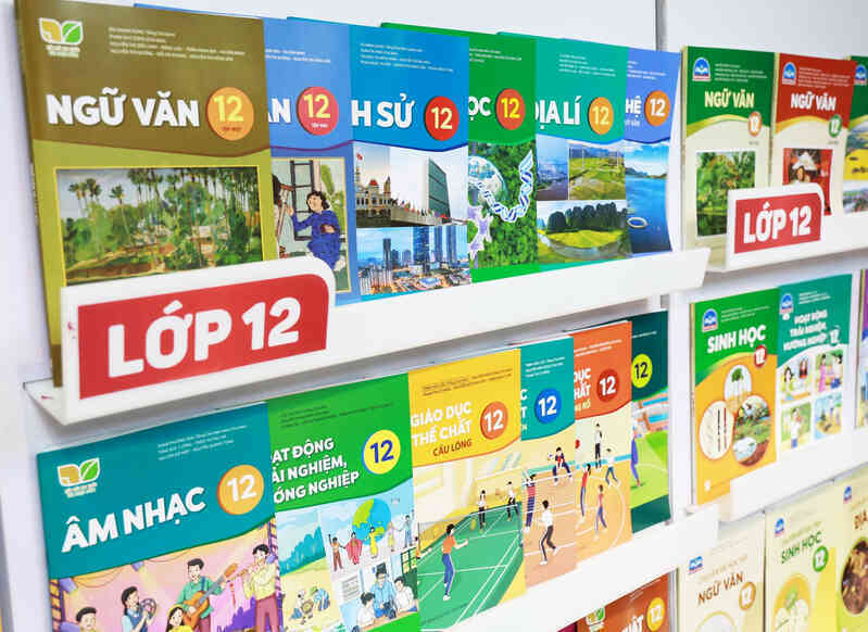 Đang rà soát để sửa sách giáo khoa sau sáp nhập tỉnh, thành từ 1/7