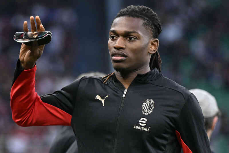 Tin tức về chuyển nhượng 1/7: MU mua Leao, Arsenal lấy Ekitike
