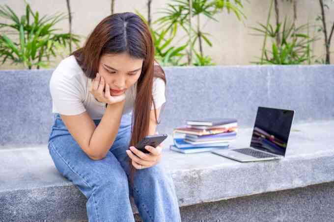 Trở nặng khi chữa bệnh theo `bác sĩ Tik Tok`