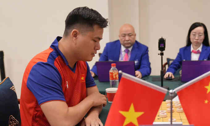 Lại Lý Huynh thua đậm kỳ vương cờ tướng Trung Quốc