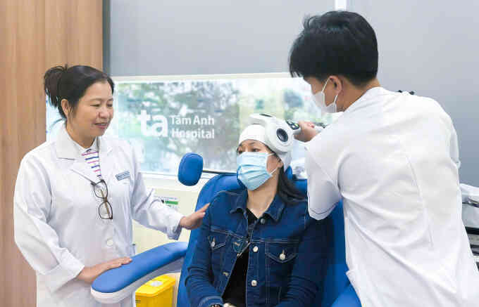 5 cách giảm đau đầu, buồn nôn