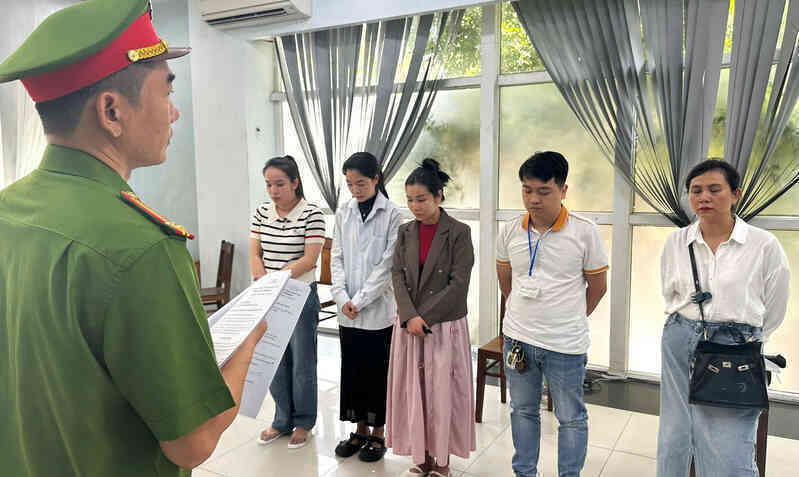 Khởi tố 7 bị can ở phòng khám sử dùng bác sĩ giả ‘moi’ tiền bệnh nhân