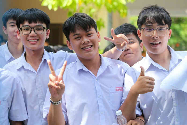 Nghệ An có điểm thi tốt nghiệp THPT năm 2025 cao nhất trong 34 tỉnh, thành mới
