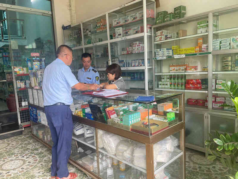 Sơn La: xử phạt 10 cơ sở kinh doanh thuốc tân dược vi phạm trong 1 tháng