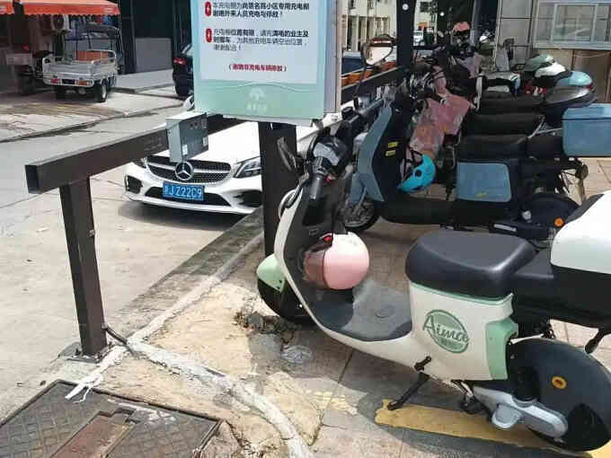 Việt Nam có thể học hỏi gì từ các nước về xây trạm sạc xe điện?