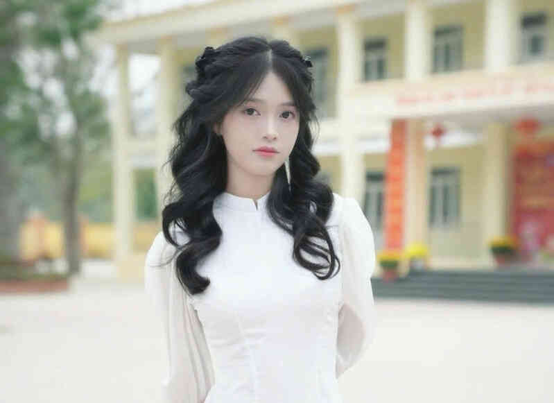 Á khoa khối C00 ở Thanh Hóa có mẹ làm ruộng, bố là công nhân