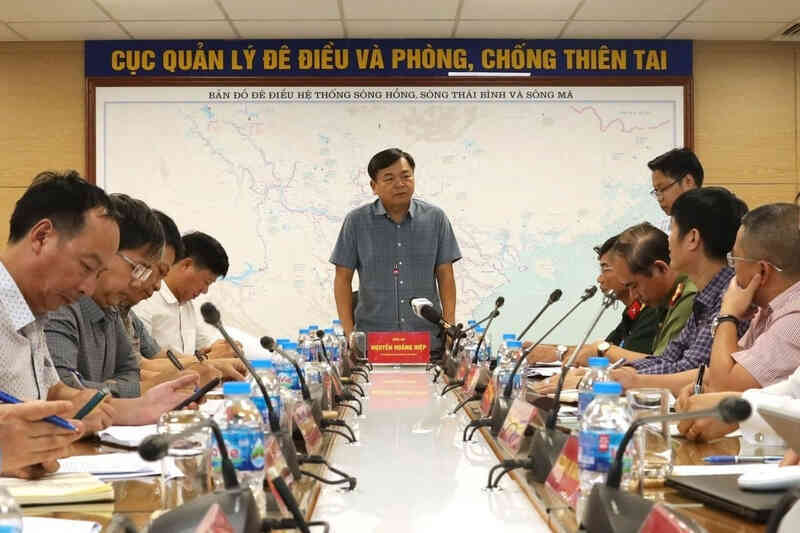 Bão Wipha có thể giật cấp 15, nguy cơ 18 tỉnh ảnh hưởng trực tiếp