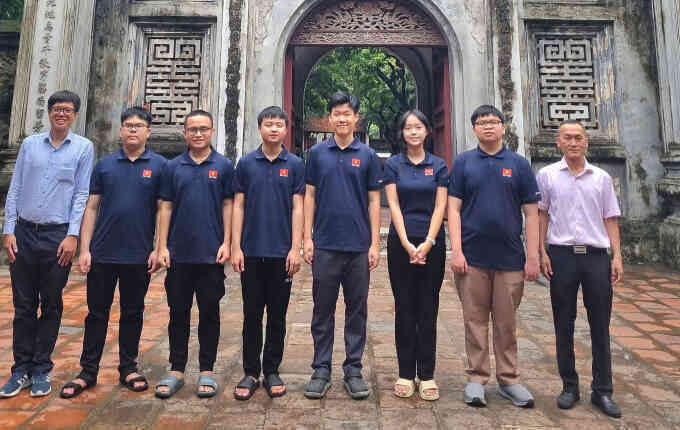 Bài toán của Việt Nam vào đề thi Olympic Toán quốc tế 2025
