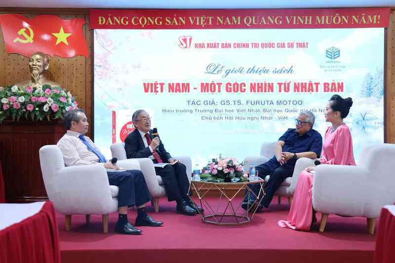 GS.TS Furuta Motoo ra mắt sách kết tinh nửa thế kỷ nghiên cứu về Việt Nam