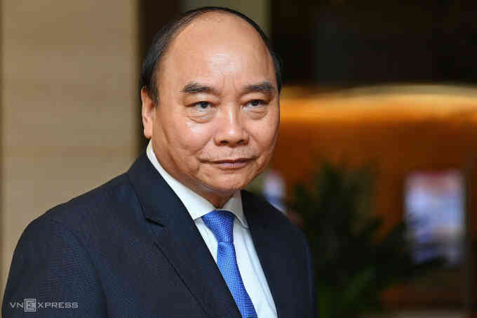 Ông Nguyễn Xuân Phúc, Võ Văn Thưởng, Vương Đình Huệ bị cách tất cả chức vụ trong Đảng