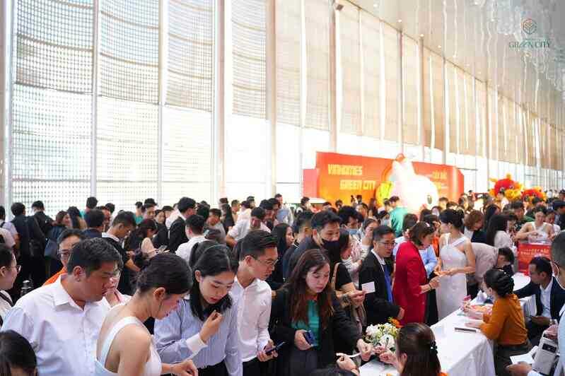Vinhomes Green City đạt tốc độ giao dịch ấn tượng nhờ chính sách đặc quyền