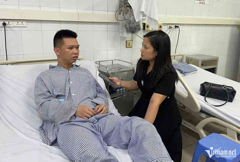 Tiếng gọi sinh tử trong con tàu đắm và phút nghẹt thở chàng trai giải cứu 4 người