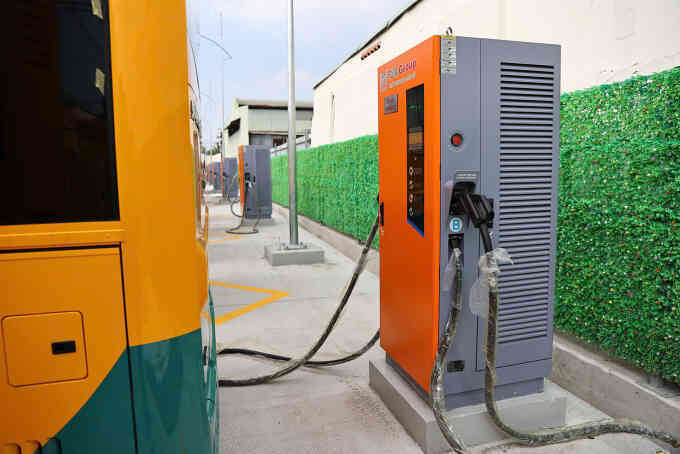 TP HCM lên kế hoạch `phủ sóng` trạm sạc xe điện