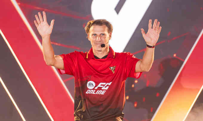 Diego Forlan nói bí quyết đoạt Quả Bóng Vàng World Cup