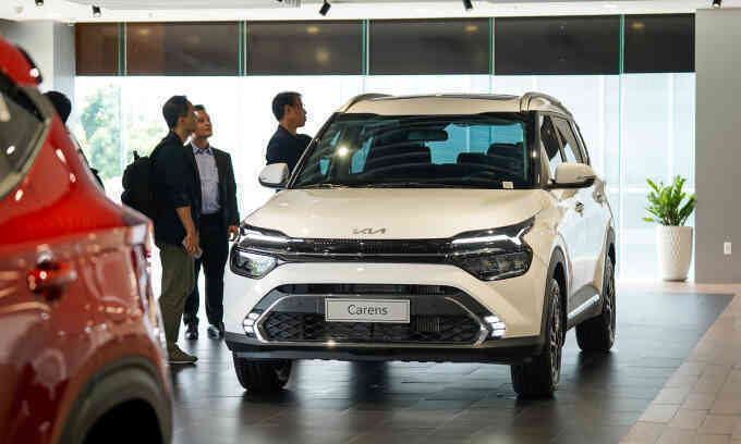 Doanh số xe Hàn đi xuống
