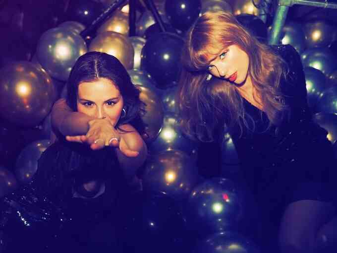 Selena Gomez đón sinh nhật cùng Taylor Swift