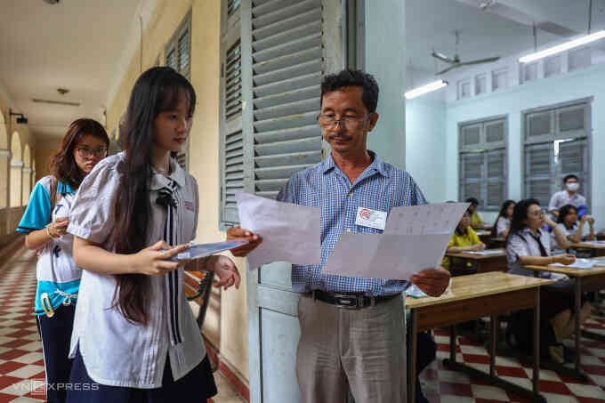 Đại học Ngân hàng TP HCM lấy điểm sàn 18 cho tất cả ngành