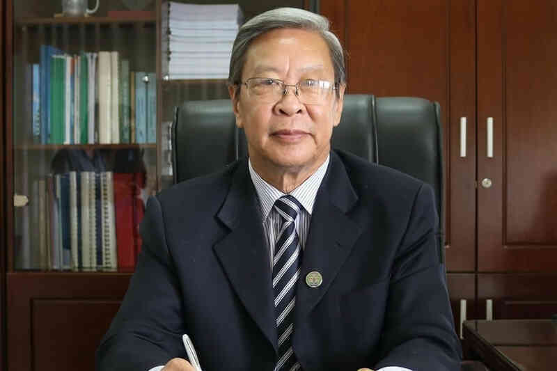 Một trường đại học có 2 hiệu trưởng
