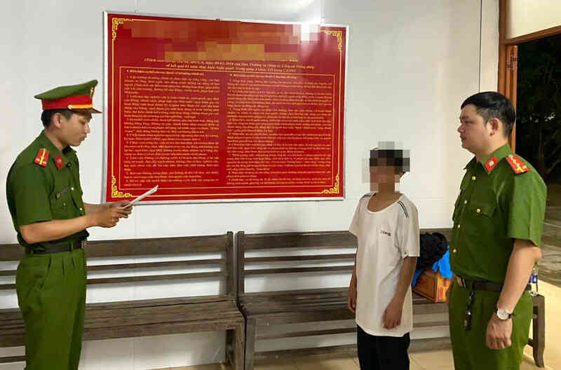 Khởi tố thiếu niên 17 tuổi hiếp dâm người phụ nữ đang say xỉn