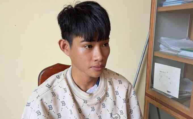 Vờ hỏi mua vàng rồi cướp
