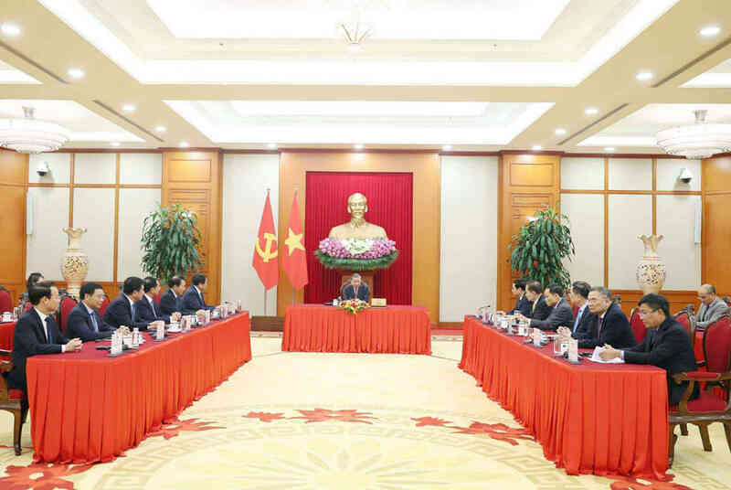 Chứng khoán phản ứng ra sao trước tin Mỹ sẽ cắt giảm đáng kể thuế cho hàng Việt Nam?