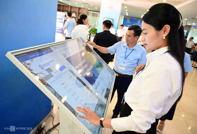 Công chức được cử đi học phải đền bù chi phí nếu tự nghỉ, bị kỷ luật