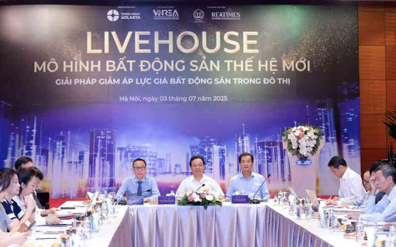 Giá nhà đất tăng phi lý: Nước ngoài mua để sử dụng, còn Việt Nam lại chờ tăng giá