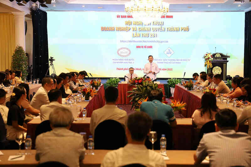 Bị kế toán nói cán bộ hành ‘dấu chấm, dấu phẩy`, NHNN Khu vực 2 nói gì?