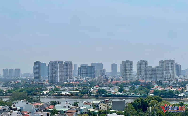 Hàng trăm tỷ tiền đất `treo trên đầu` bất hợp lý: DN ngóng sửa Nghị định 103