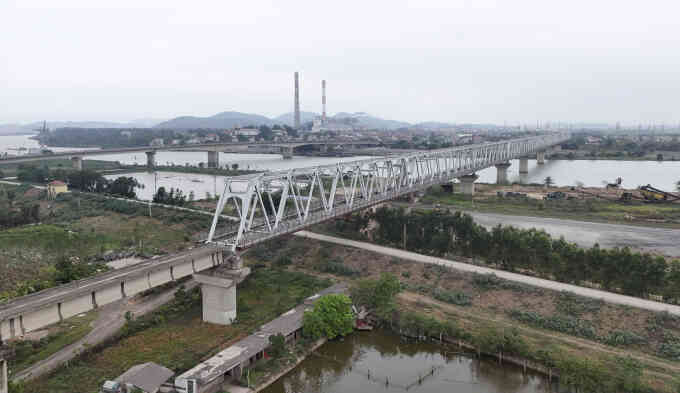 Phương án hướng tuyến dự án đường sắt tốc độ cao Hà Nội - Hạ Long