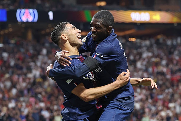 Chỉ còn 9 người, PSG chiến thắng ngoạn mục trước Bayern Munich