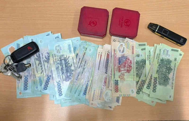 Kẻ cướp tiệm vàng ở Hà Nội sa lưới sau gần 6 giờ gây án