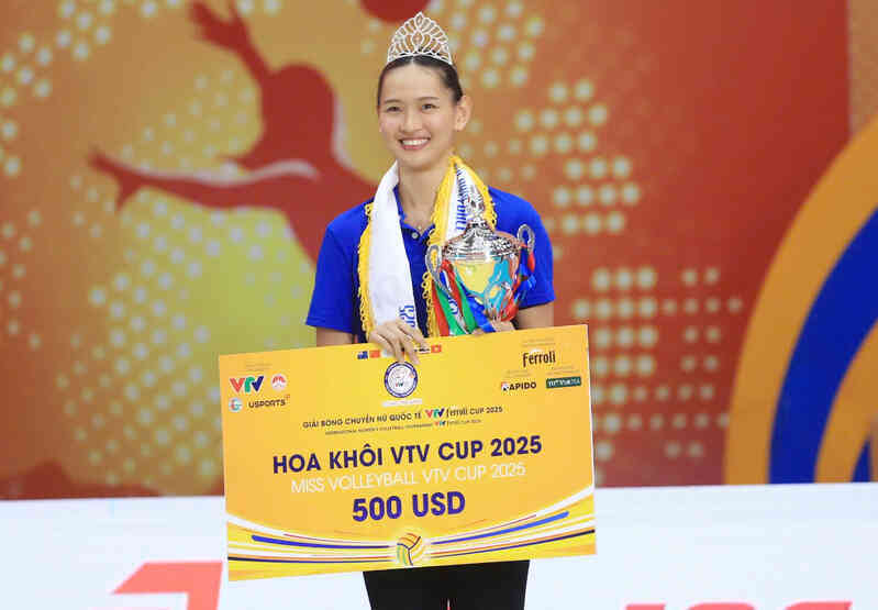 Vẻ đẹp đời thường cực xinh của Hoa khôi bóng chuyền VTV Cup