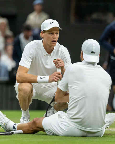 Bi kịch Wimbledon: Dimitrov chấn thương bỏ cuộc khi đang áp đảo Sinner