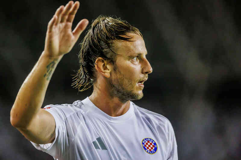 Ivan Rakitic giải nghệ ở tuổi 37