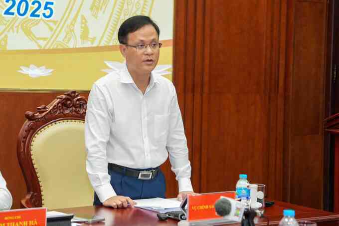 Ngân hàng Nhà nước nêu lý do USD yếu nhưng tiền đồng vẫn mất giá