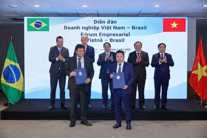 TP HCM đưa 18 tài năng bóng đá sang Brazil đào tạo