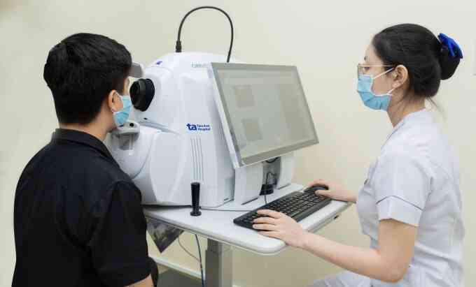 Chăm sóc mắt thế nào khi thời tiết thay đổi