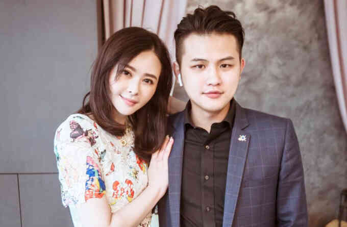 Hôn nhân sóng gió của `Nữ hoàng gợi cảm Đài Loan`