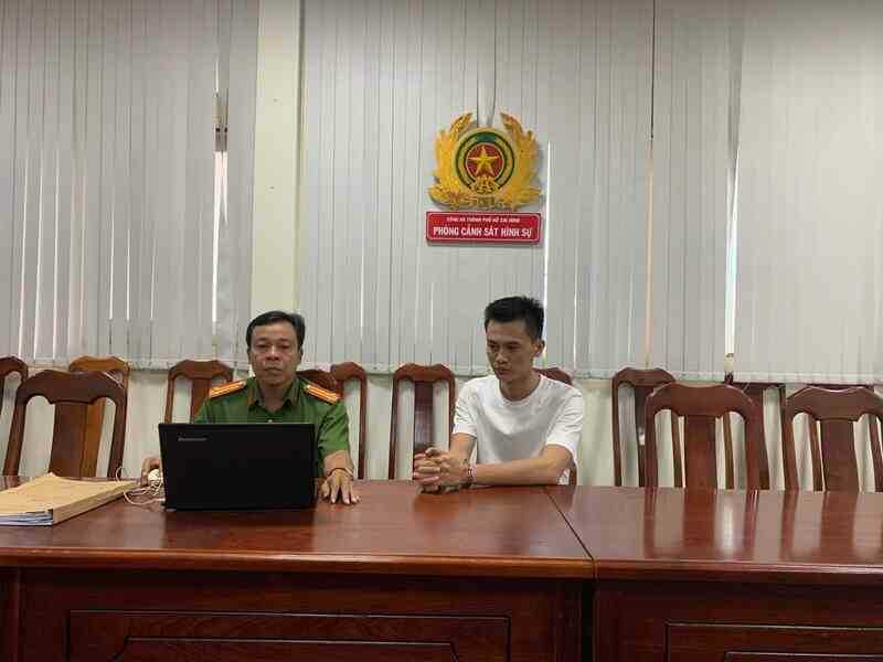 Truy tố "trùm buôn siêu xe" Phan Công Khanh