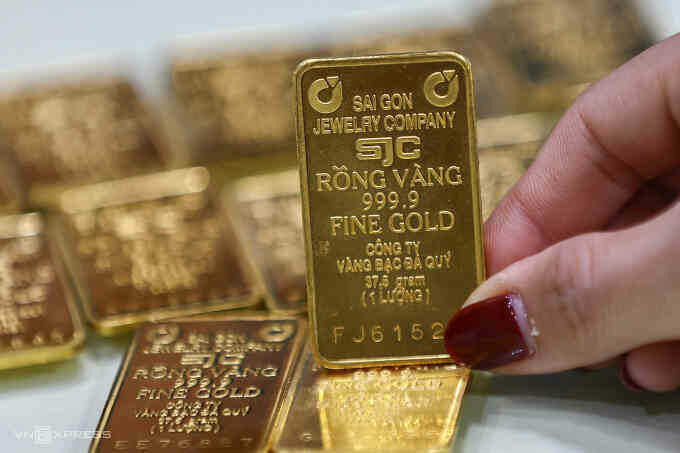 Giá vàng miếng vượt 123 triệu đồng