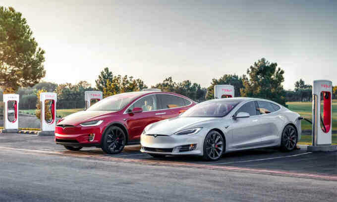 Tesla dừng bán hai mẫu xe tại châu Âu