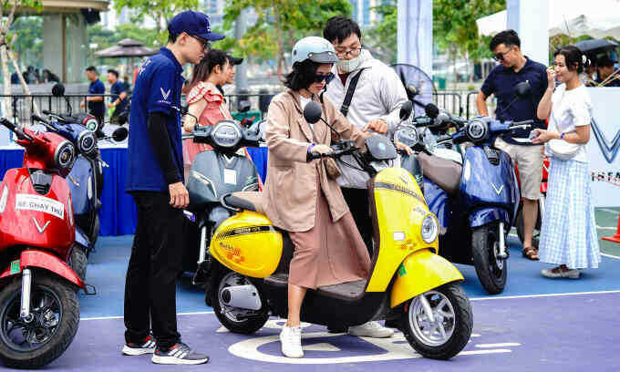 Thị trường xe máy điện rộng cửa cho mọi 