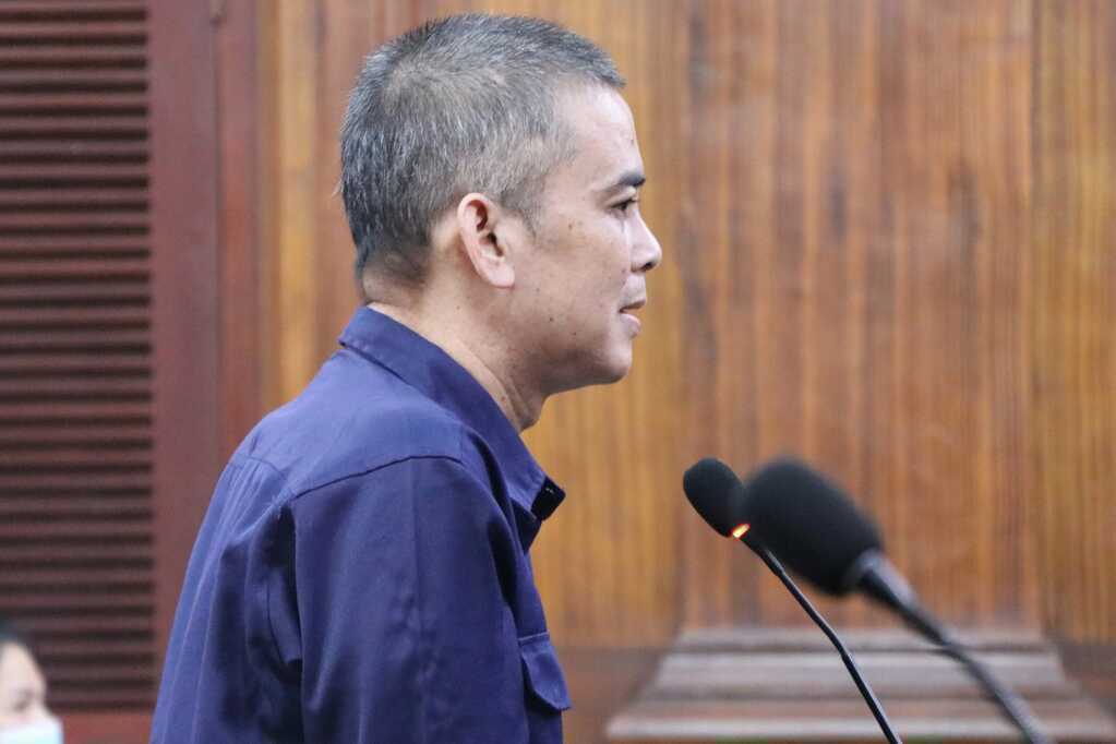 Ca sĩ Quốc Kháng lĩnh 18 năm tù